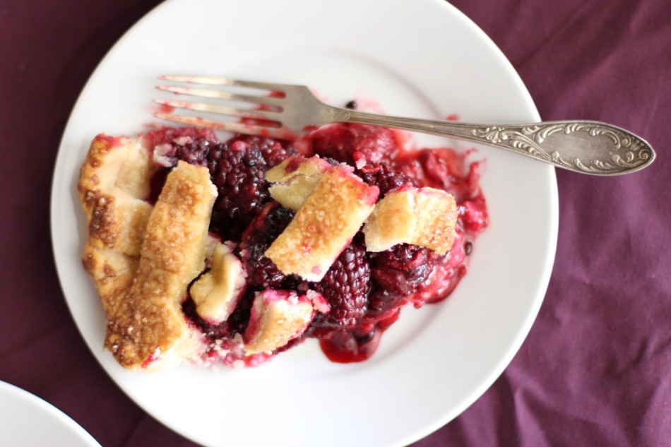 blackberry-pie-gluten-free-dairy-free-vegan-optional-summer-dessert-recipes